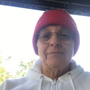 Meet your Posher, Gale